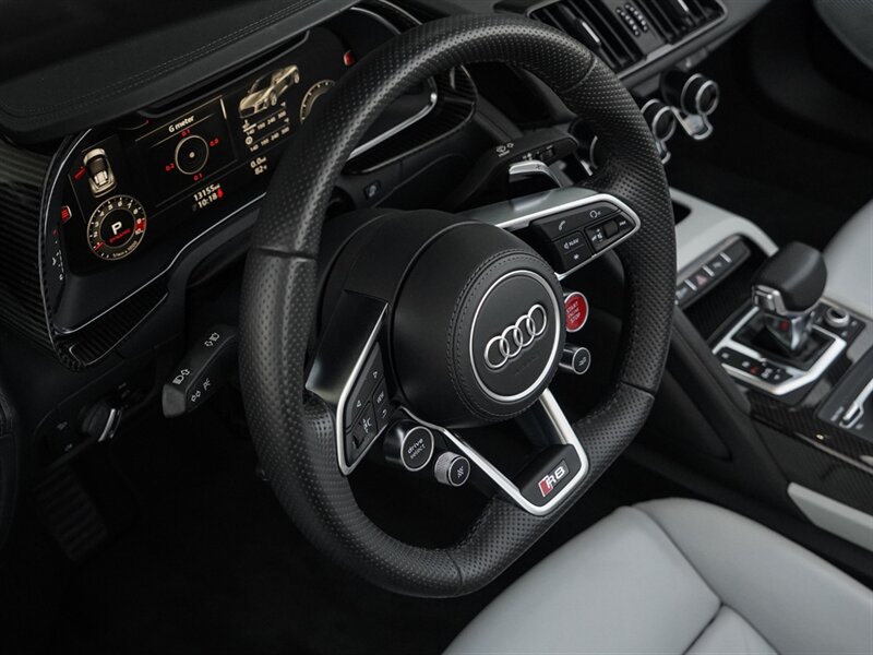 2020 Audi R8 5.2 quattro V10 perf - Photo 32 - Bonita Springs, FL 34134