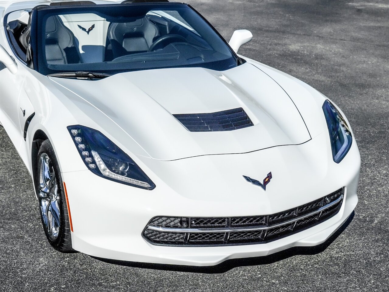 2016 Chevrolet Corvette Stingray   - Photo 7 - Bonita Springs, FL 34134