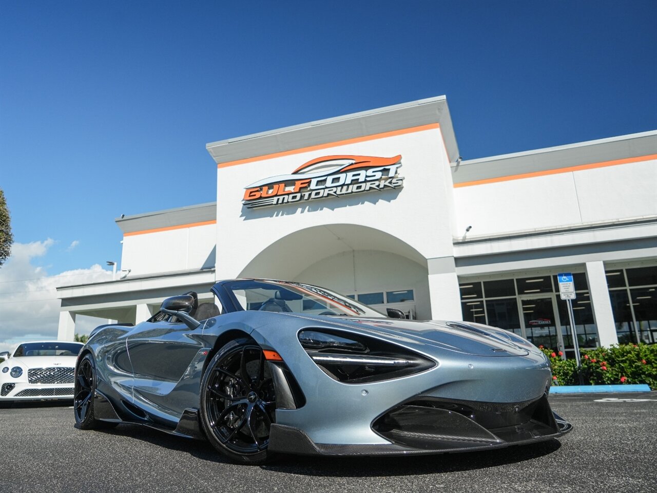 2020 McLaren 720S Spider   - Photo 75 - Bonita Springs, FL 34134