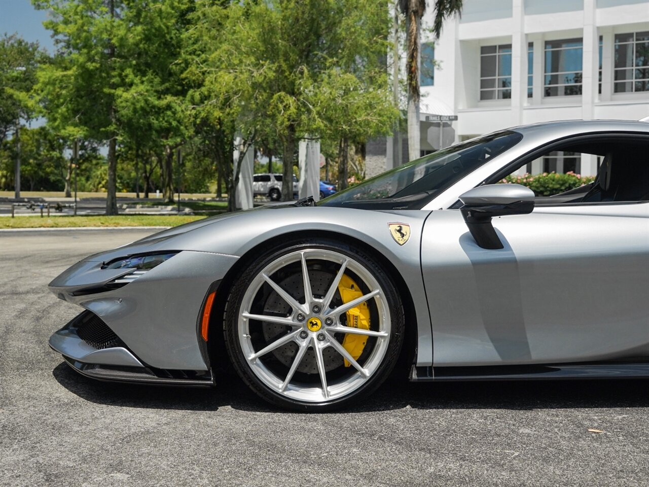 2023 Ferrari SF90 Stradale   - Photo 49 - Bonita Springs, FL 34134