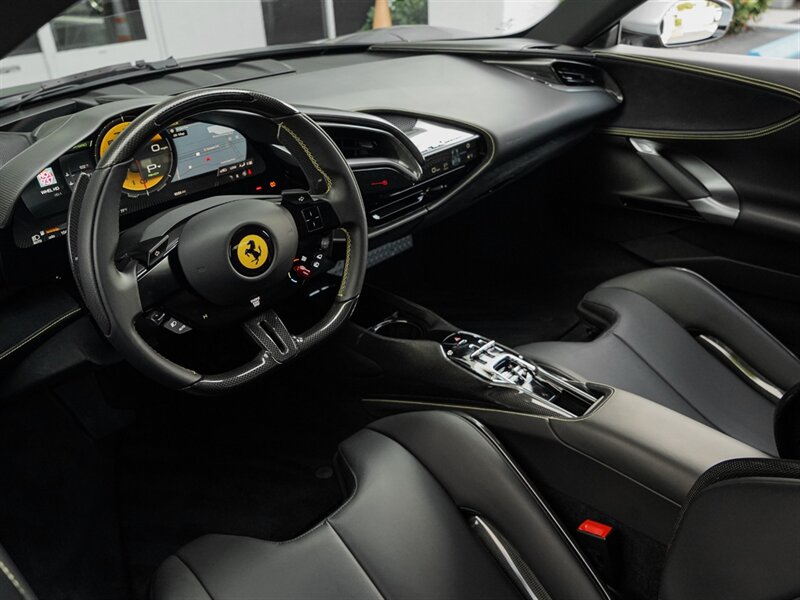 2023 Ferrari SF90 Stradale   - Photo 14 - Bonita Springs, FL 34134