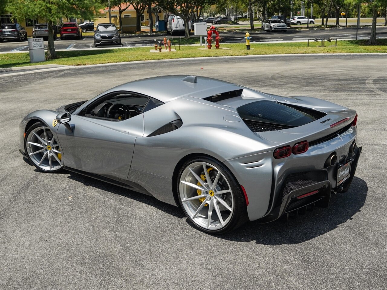 2023 Ferrari SF90 Stradale   - Photo 53 - Bonita Springs, FL 34134