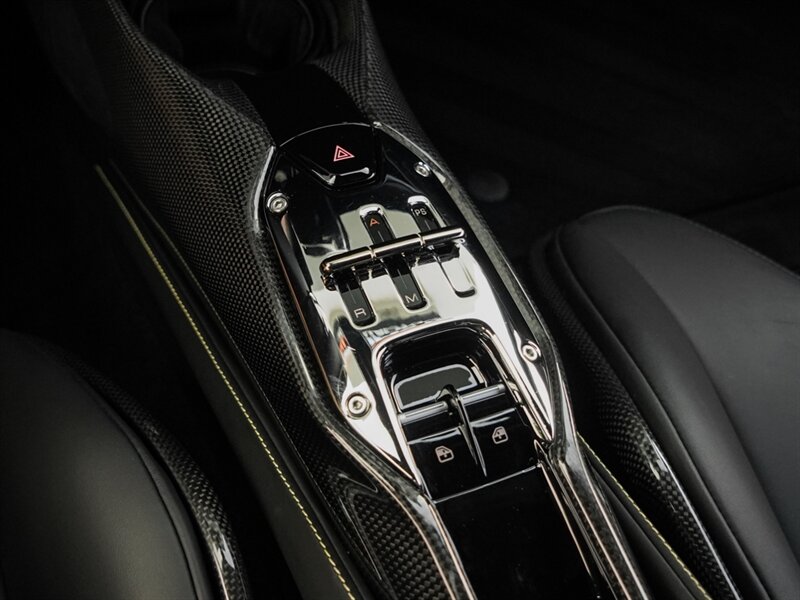 2023 Ferrari SF90 Stradale   - Photo 19 - Bonita Springs, FL 34134