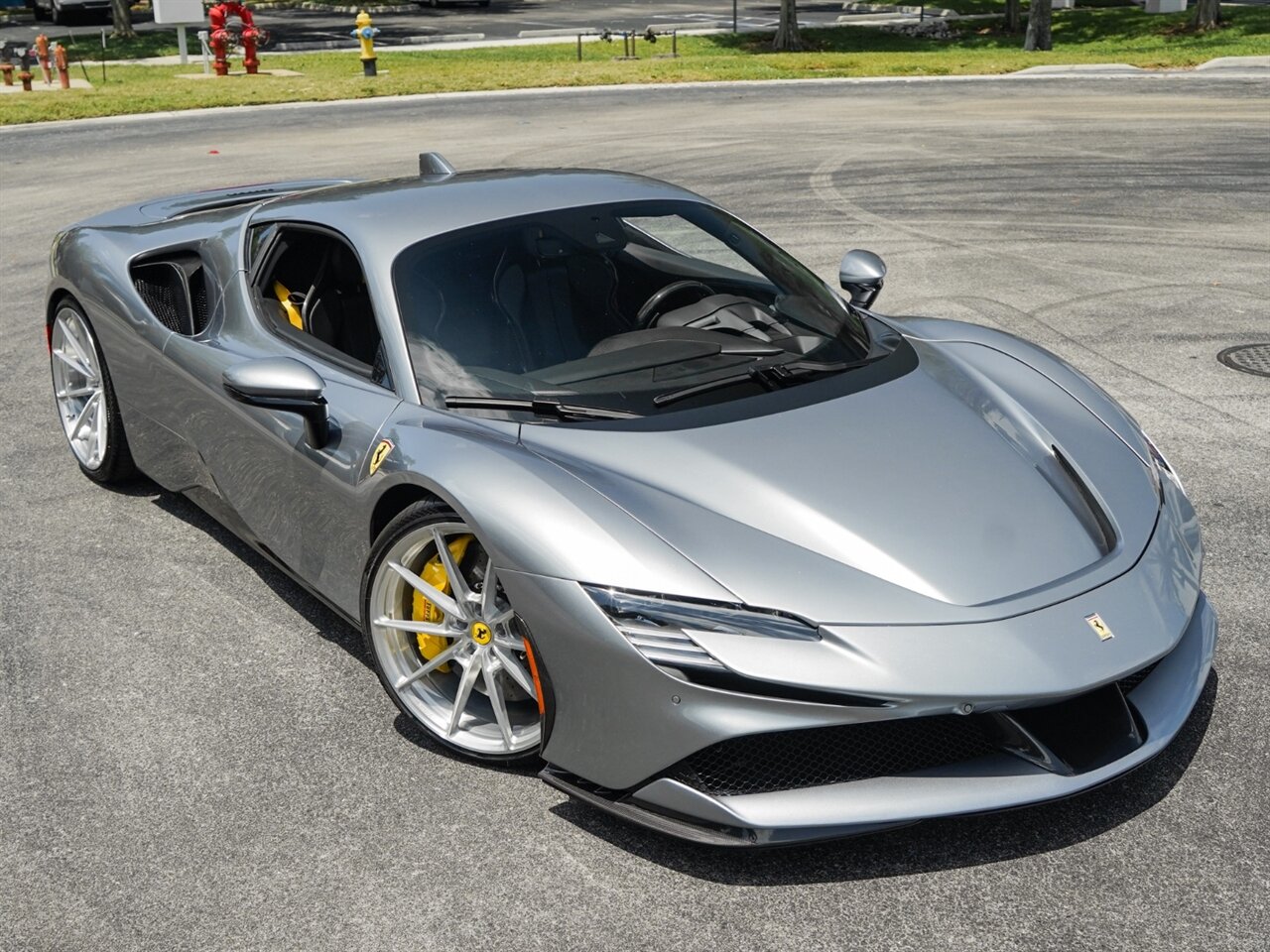 2023 Ferrari SF90 Stradale   - Photo 77 - Bonita Springs, FL 34134