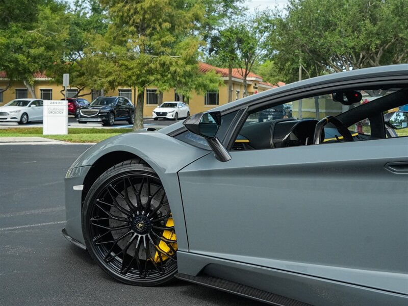 2017 Lamborghini Aventador LP 740-4 S   - Photo 41 - Bonita Springs, FL 34134