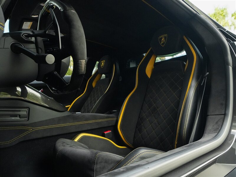 2017 Lamborghini Aventador LP 740-4 S   - Photo 21 - Bonita Springs, FL 34134