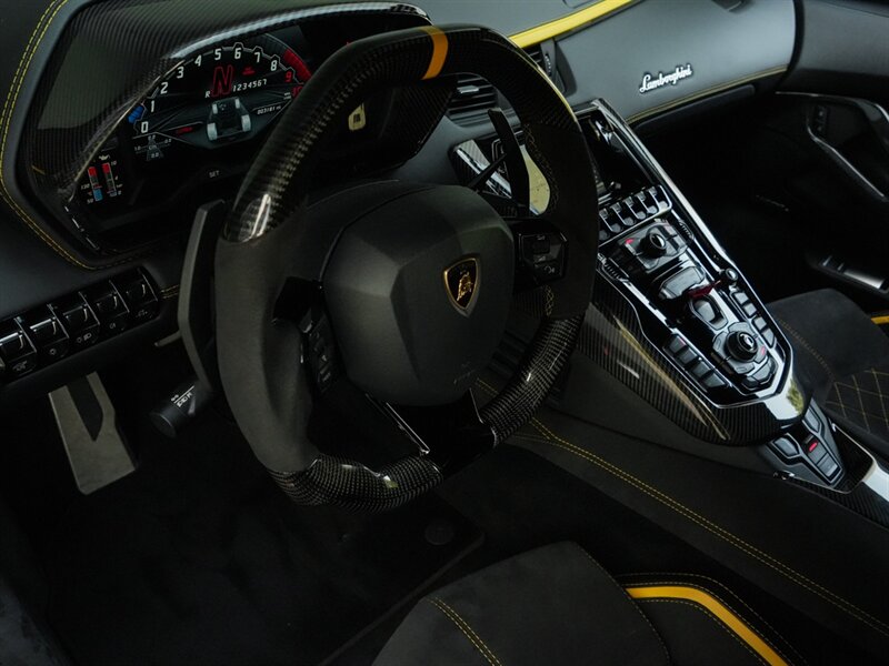 2017 Lamborghini Aventador LP 740-4 S   - Photo 26 - Bonita Springs, FL 34134