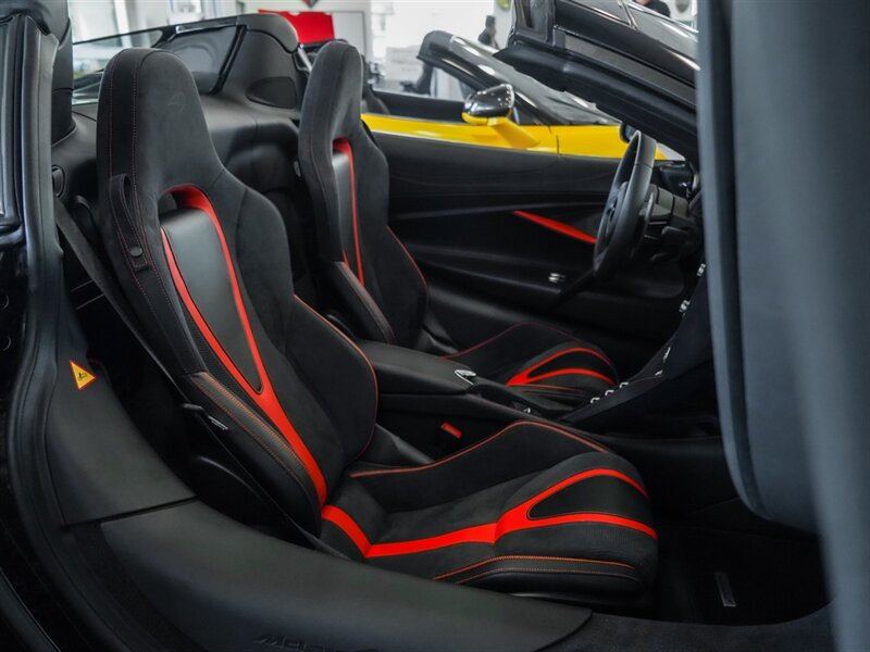 2020 McLaren 720S Spider Performance - Photo 24 - Bonita Springs, FL 34134
