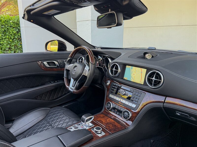 2015 Mercedes-Benz SL 65 AMG - Photo 34 - Bonita Springs, FL 34134