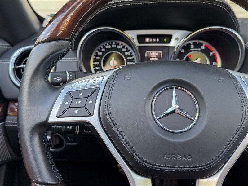 2015 Mercedes-Benz SL 65 AMG - Photo 28 - Bonita Springs, FL 34134