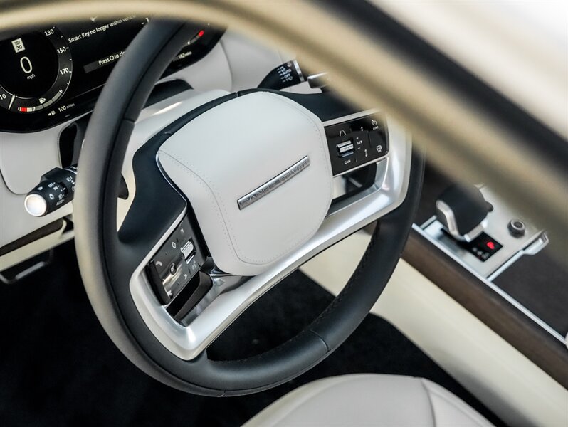 2023 Land Rover Range Rover - Photo 29 - Bonita Springs, FL 34134