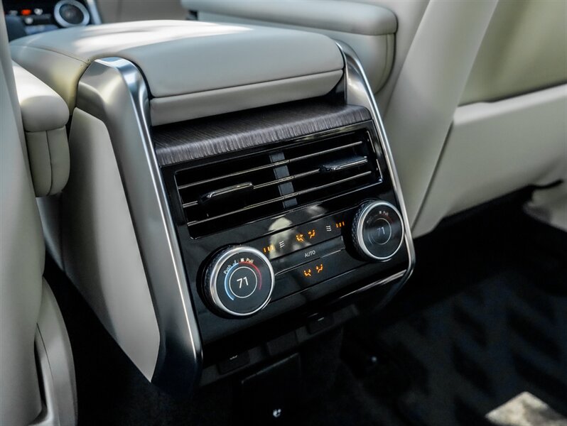 2023 Land Rover Range Rover - Photo 21 - Bonita Springs, FL 34134