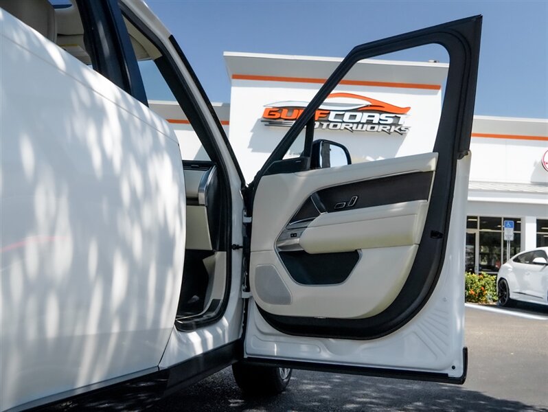 2023 Land Rover Range Rover - Photo 27 - Bonita Springs, FL 34134