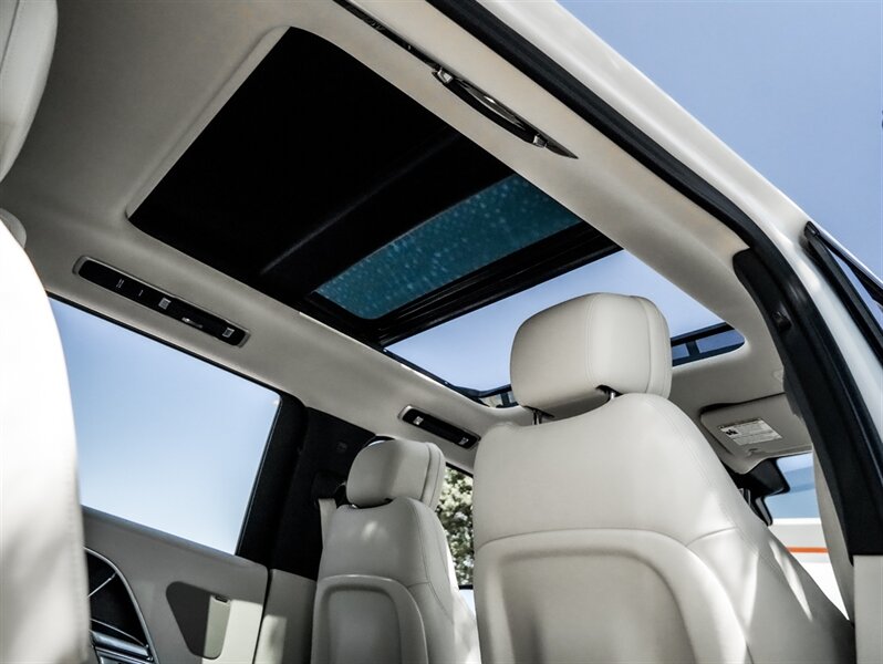 2023 Land Rover Range Rover - Photo 24 - Bonita Springs, FL 34134