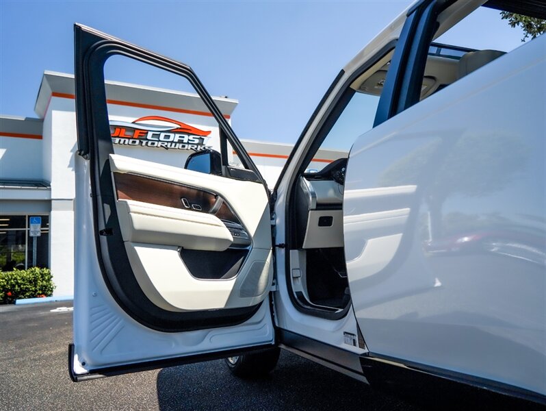 2023 Land Rover Range Rover - Photo 25 - Bonita Springs, FL 34134