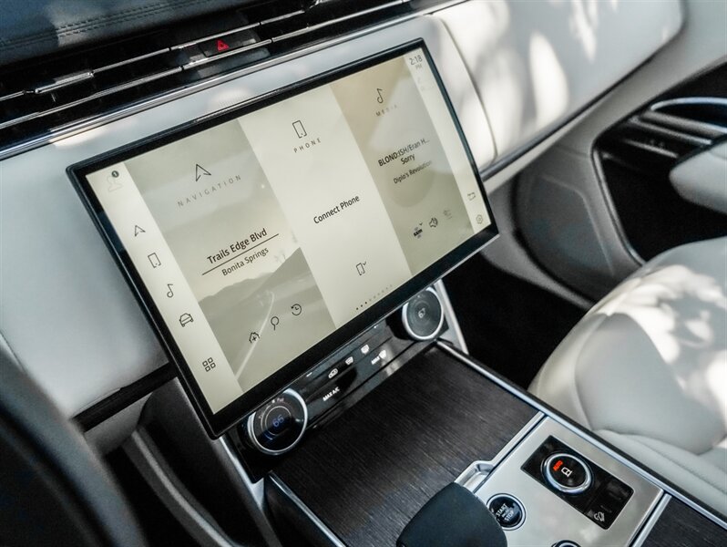 2023 Land Rover Range Rover - Photo 31 - Bonita Springs, FL 34134