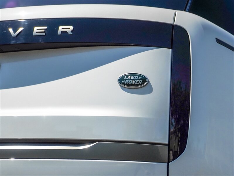 2023 Land Rover Range Rover - Photo 44 - Bonita Springs, FL 34134