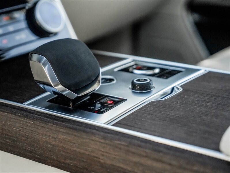 2023 Land Rover Range Rover - Photo 16 - Bonita Springs, FL 34134