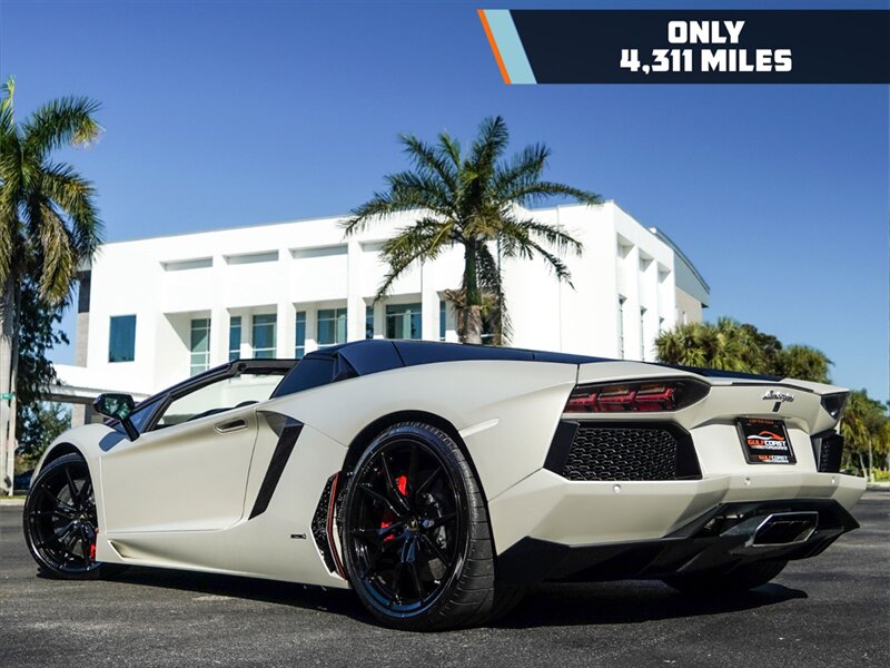 2016 Lamborghini Aventador LP 700-4 Pirelli Edi - Photo 33 - Bonita Springs, FL 34134