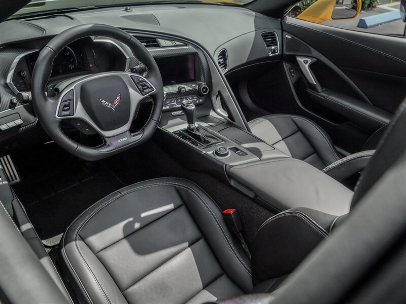 2015 Chevrolet Corvette Z06   - Photo 2 - Bonita Springs, FL 34134