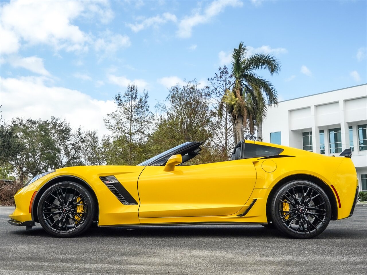 2015 Chevrolet Corvette Z06   - Photo 31 - Bonita Springs, FL 34134