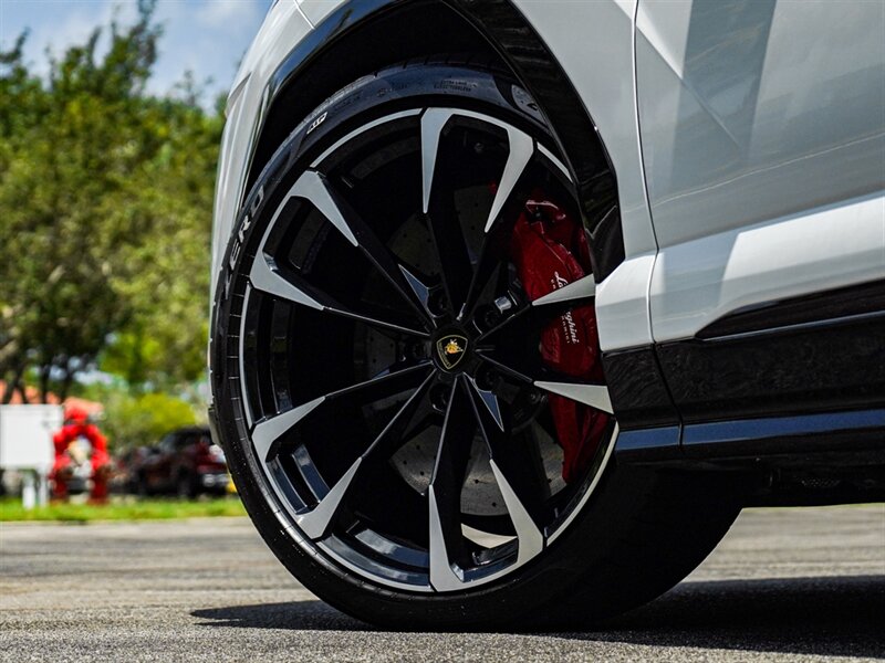 2022 Lamborghini Urus   - Photo 43 - Bonita Springs, FL 34134