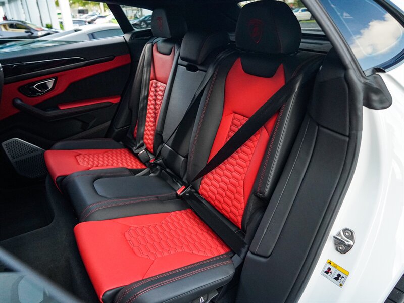 2022 Lamborghini Urus   - Photo 21 - Bonita Springs, FL 34134