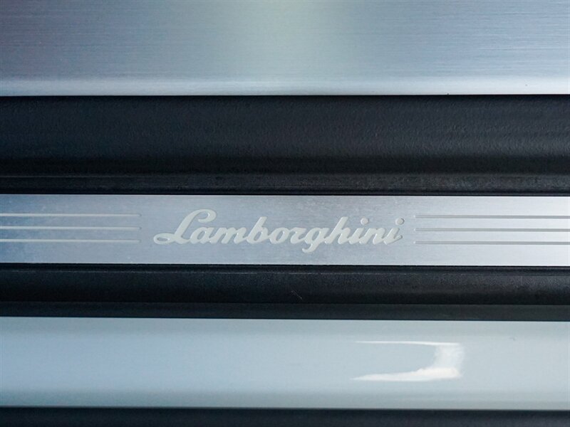 2022 Lamborghini Urus   - Photo 19 - Bonita Springs, FL 34134