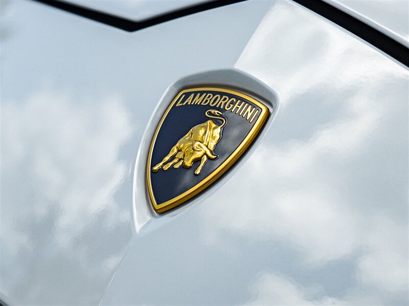 2022 Lamborghini Urus   - Photo 6 - Bonita Springs, FL 34134