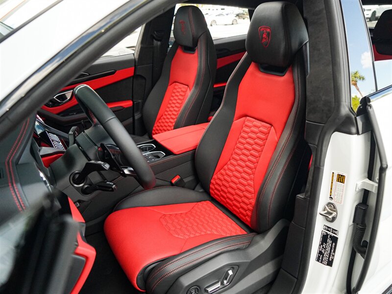 2022 Lamborghini Urus   - Photo 15 - Bonita Springs, FL 34134