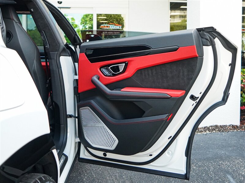 2022 Lamborghini Urus   - Photo 25 - Bonita Springs, FL 34134