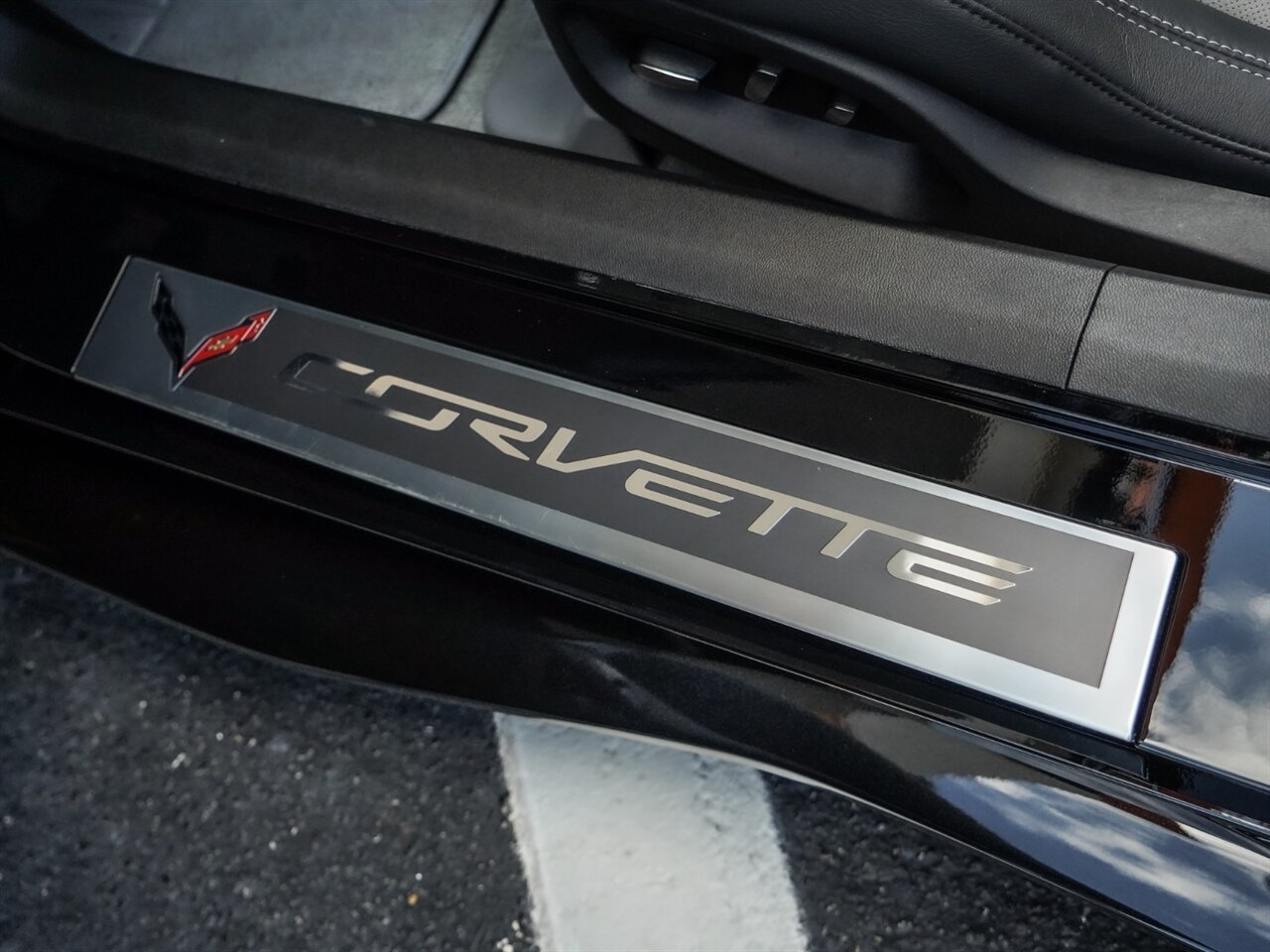 2019 Chevrolet Corvette Z06   - Photo 19 - Bonita Springs, FL 34134