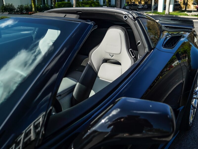 2019 Chevrolet Corvette Z06 - Photo 8 - Bonita Springs, FL 34134