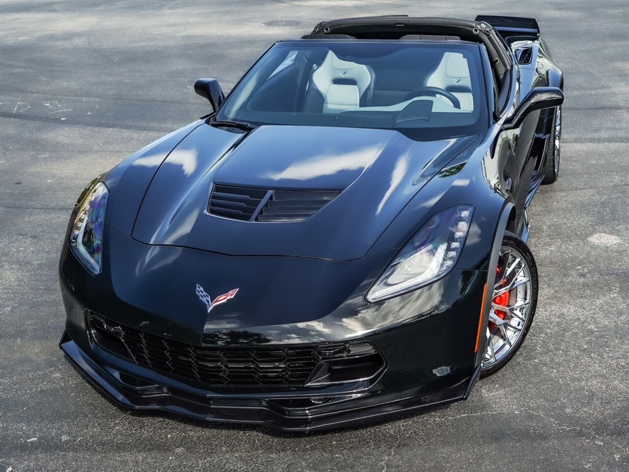 2019 Chevrolet Corvette Z06   - Photo 9 - Bonita Springs, FL 34134