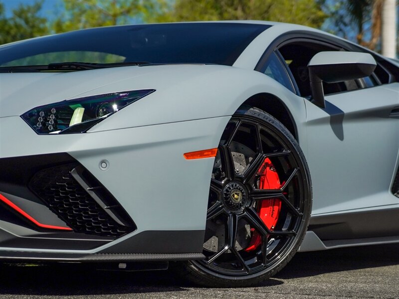 2022 Lamborghini Aventador Ultimae   - Photo 3 - Bonita Springs, FL 34134