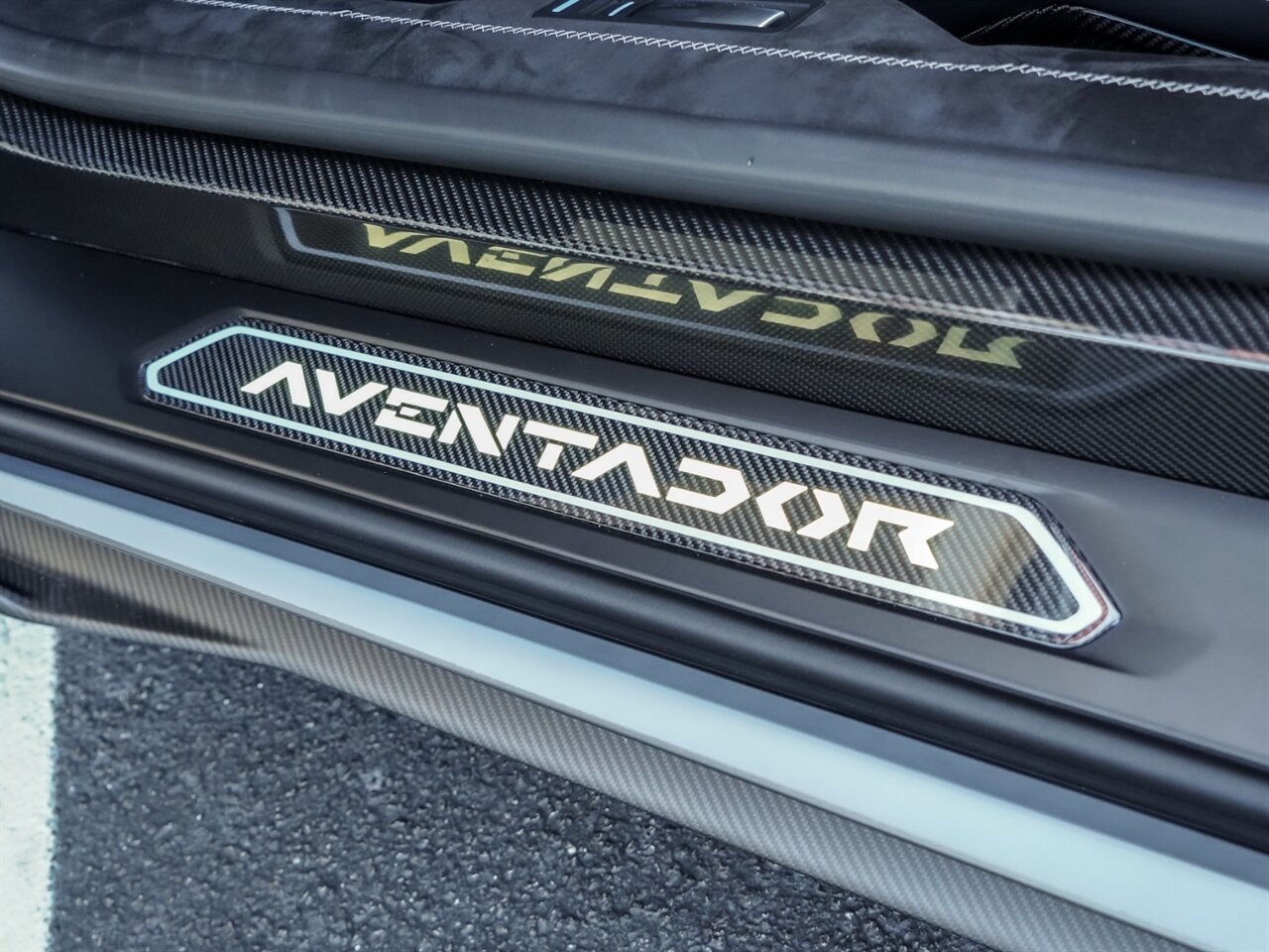 2022 Lamborghini Aventador Ultimae   - Photo 21 - Bonita Springs, FL 34134