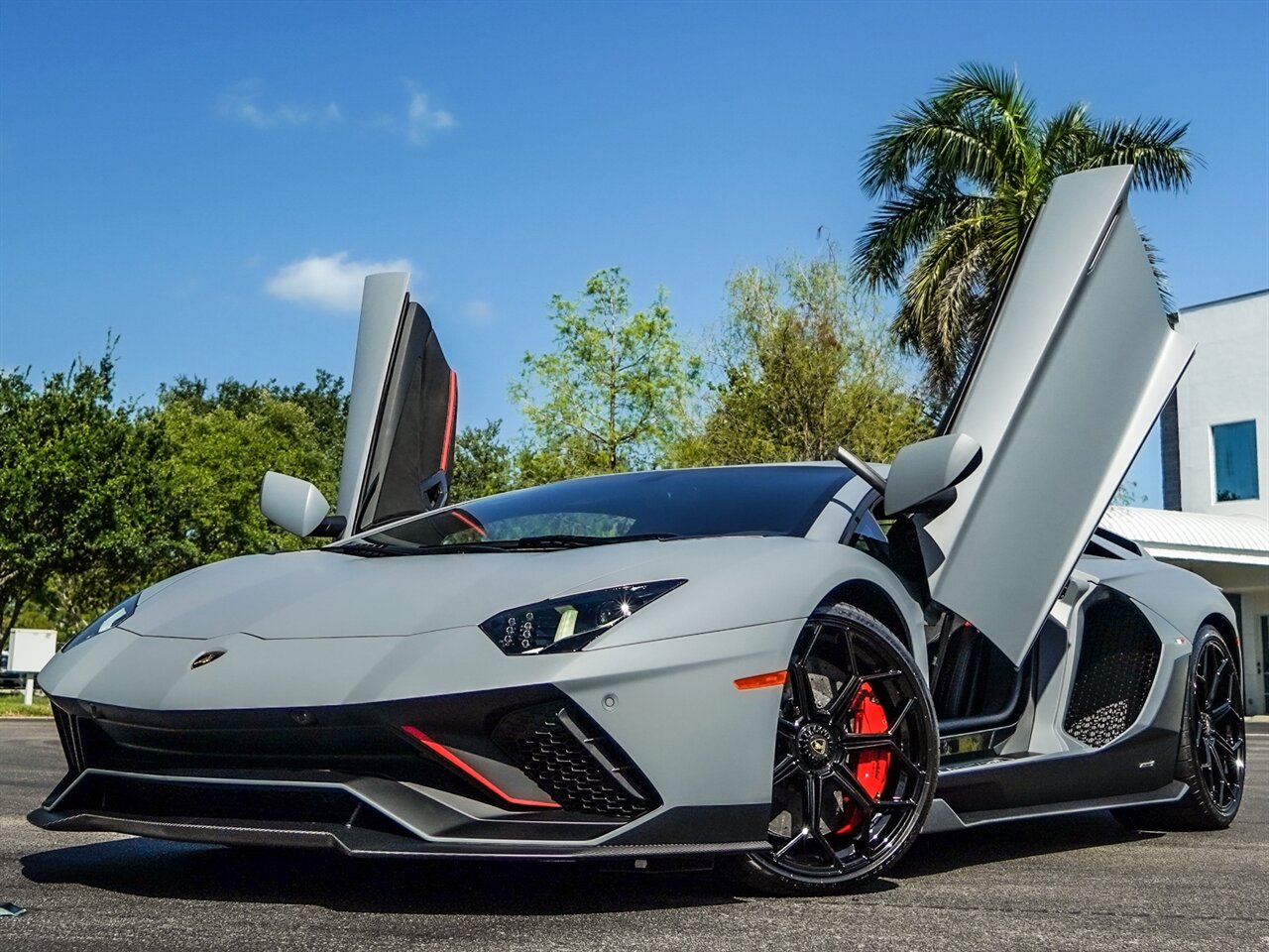 2022 Lamborghini Aventador Ultimae   - Photo 11 - Bonita Springs, FL 34134