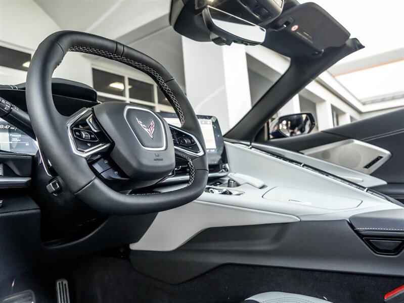 2023 Chevrolet Corvette Stingray - Photo 13 - Bonita Springs, FL 34134