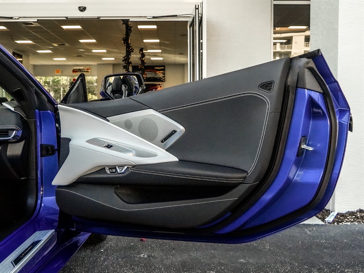 2023 Chevrolet Corvette Stingray   - Photo 22 - Bonita Springs, FL 34134