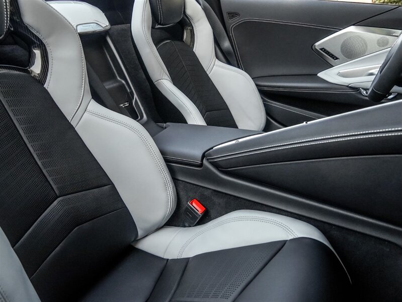 2023 Chevrolet Corvette Stingray - Photo 27 - Bonita Springs, FL 34134