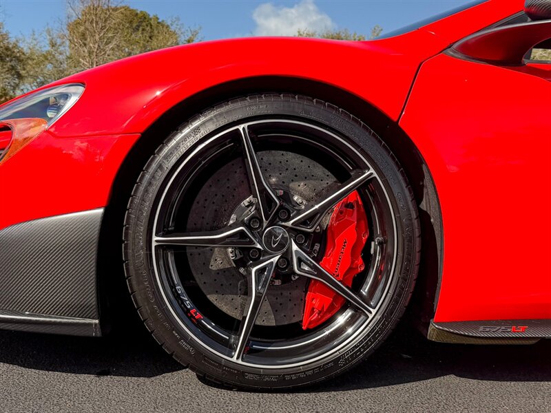 2016 McLaren 675LT   - Photo 41 - Bonita Springs, FL 34134