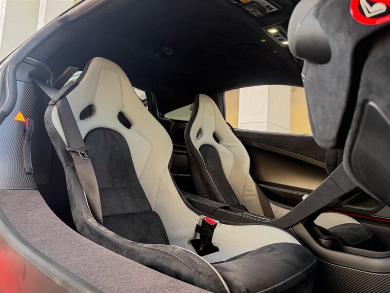 2016 McLaren 675LT   - Photo 28 - Bonita Springs, FL 34134