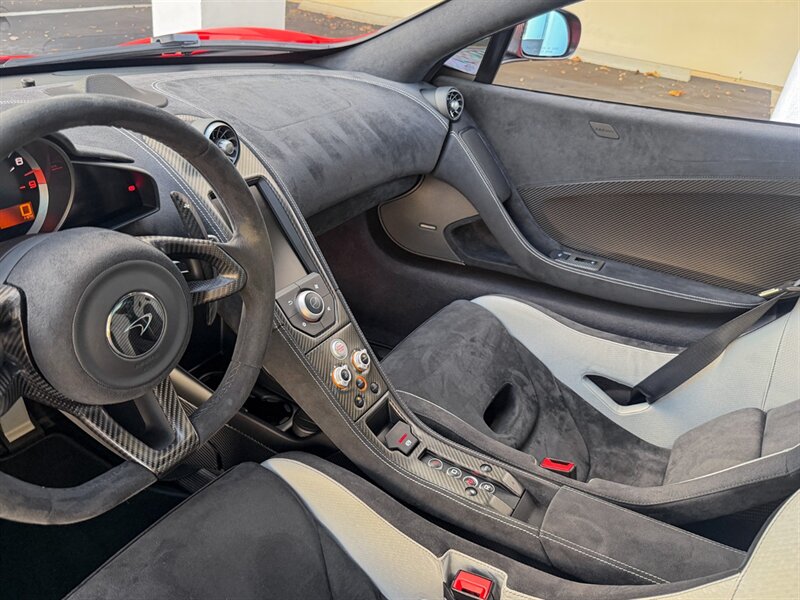 2016 McLaren 675LT   - Photo 15 - Bonita Springs, FL 34134