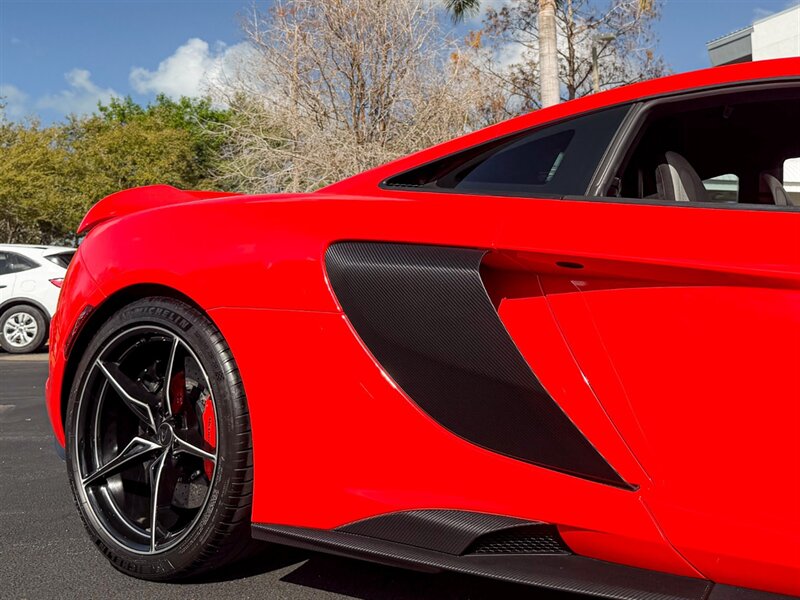 2016 McLaren 675LT   - Photo 70 - Bonita Springs, FL 34134