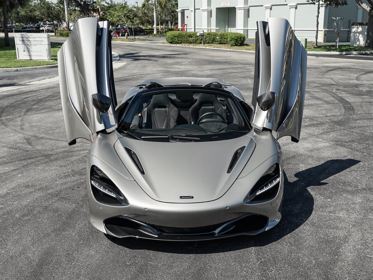 2020 McLaren 720S Spider Performance   - Photo 8 - Bonita Springs, FL 34134