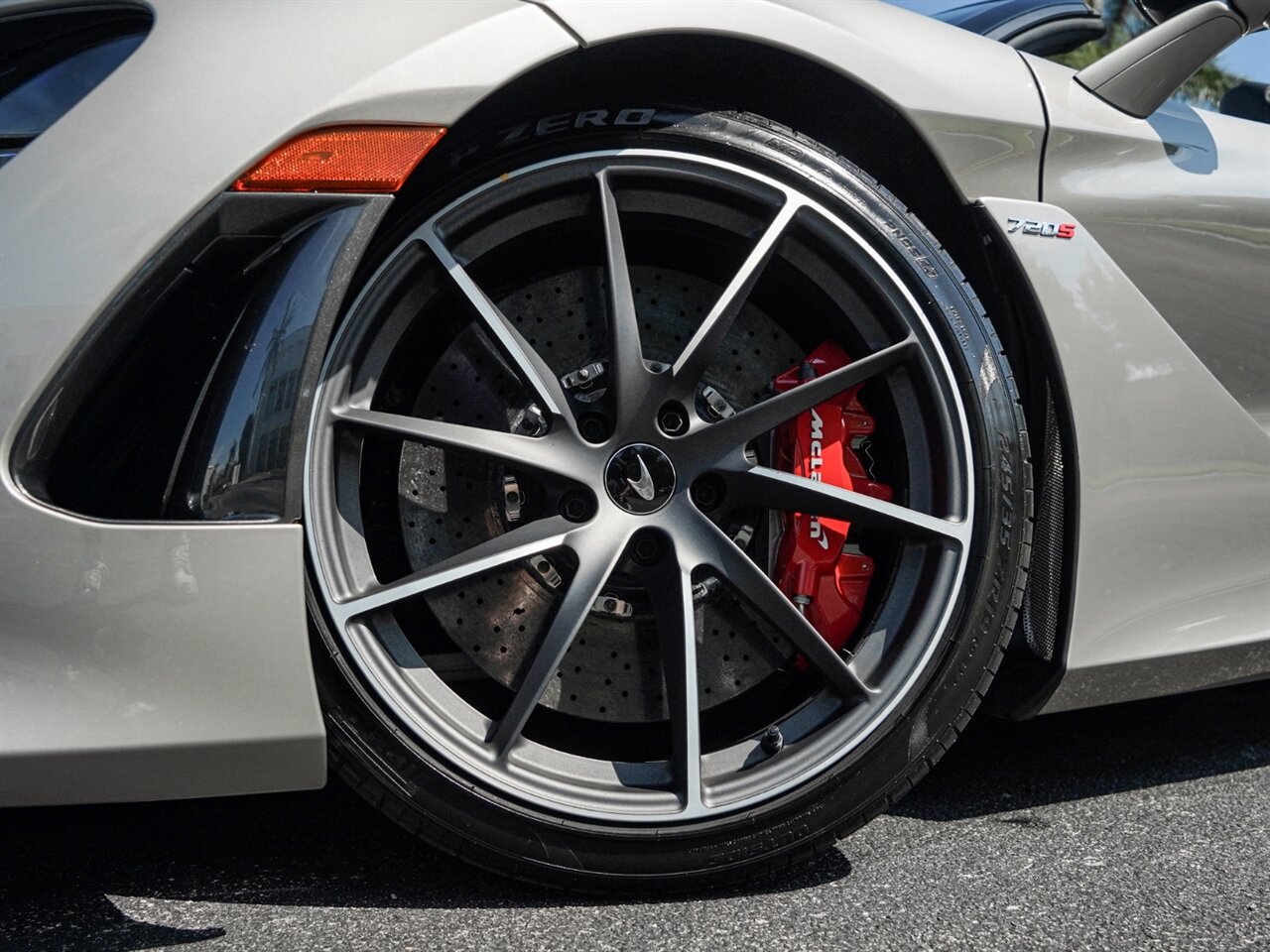 2020 McLaren 720S Spider Performance   - Photo 14 - Bonita Springs, FL 34134