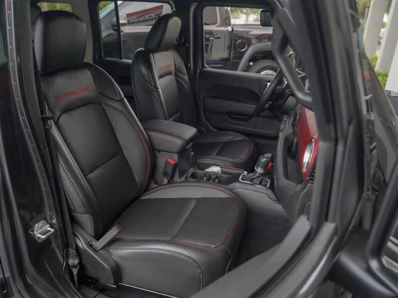 2020 Jeep Wrangler Unlimited Rubicon   - Photo 30 - Bonita Springs, FL 34134
