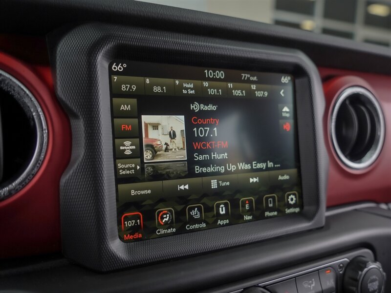 2020 Jeep Wrangler Unlimited Rubicon   - Photo 26 - Bonita Springs, FL 34134