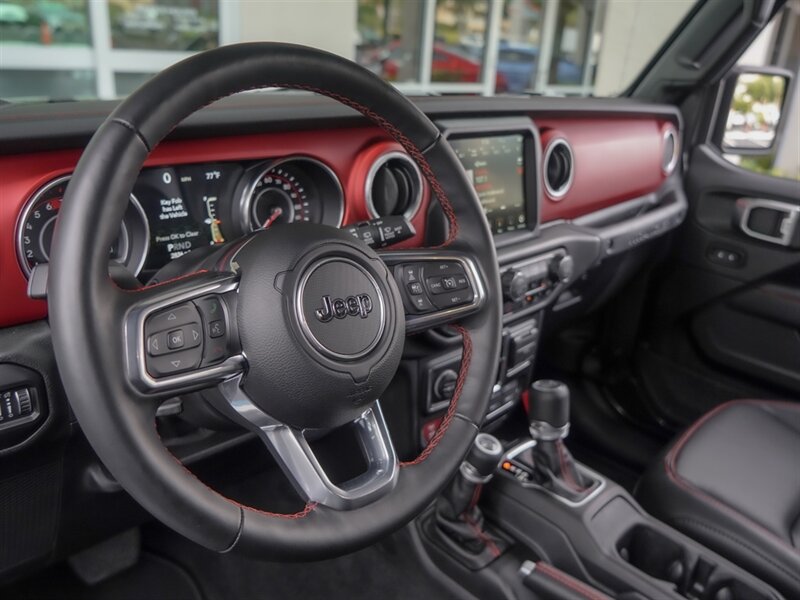 2020 Jeep Wrangler Unlimited Rubicon   - Photo 13 - Bonita Springs, FL 34134