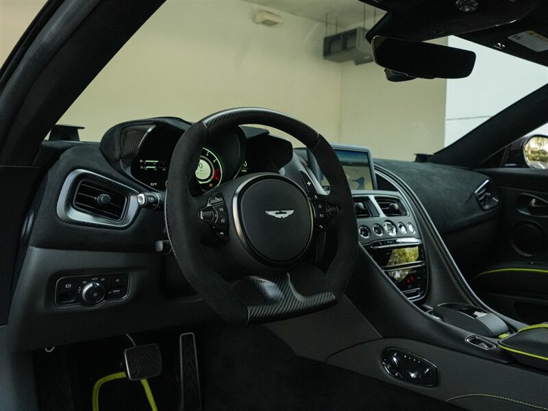 2023 Aston Martin DBS 770 Ultimate - Photo 15 - Bonita Springs, FL 34134